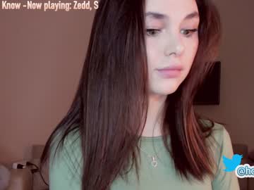 Nude girl hollyextra image #1953498