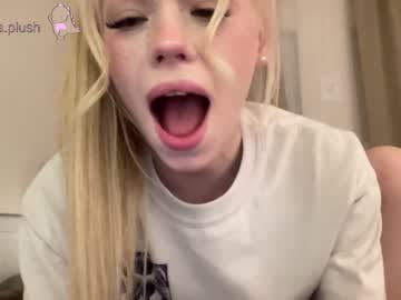 Nude girl sonyaplush image #4040185