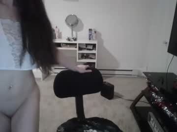 Nude girl meadow_lea image #562816