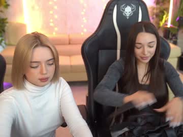 Nude couple kira0541 image #5354208