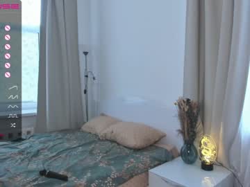 Nude girl refined_style image #4693834