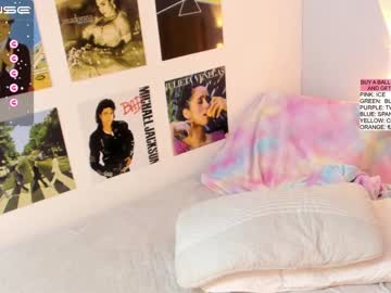 Nude girl little_effy18 image #3741122