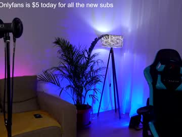 Nude girl naughtyrider69 image #986407