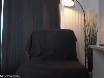 Nude girl queen_leylla image #4408061