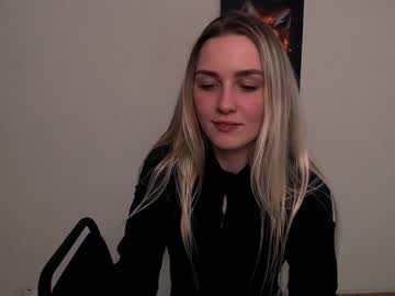 Nude girl bottomless_eyes_ image #1357048