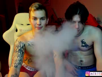 Nude man ali_bruin image #5221295