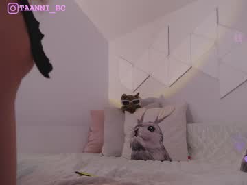 Nude girl taanni_bc image #4945073