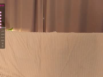 Nude girl juliepenningtona image #5365475