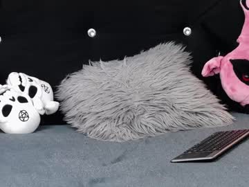 Nude girl xenomy image #5031848