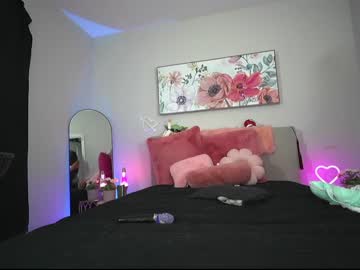 Nude couple ari_lovexo image #5199874