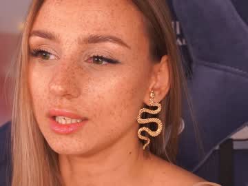 Nude girl artease image #4237852