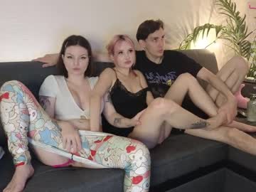 Nude couple maybe_threesome_ image #4985128