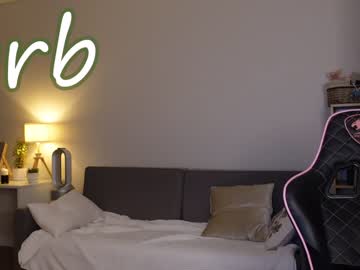 Nude girl laura_sanguinar image #4012478