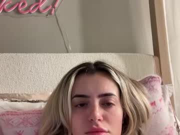 Nude girl oliviamathers image #5933930