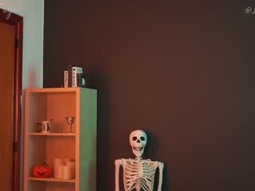 Nude girl tempting_tigress image #375870