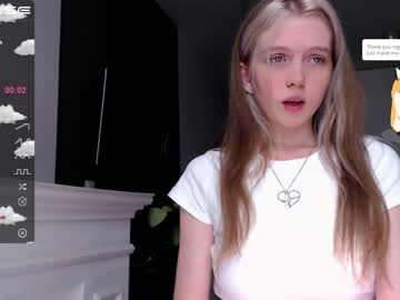 Nude girl small_blondee image #2483889