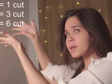 Nude girl helenmoors image #4038758