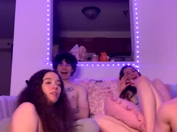 Nude couple kylieexoxoxo2432 image #6696259