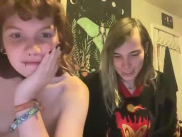 Nude couple polyhousegays image #2998863