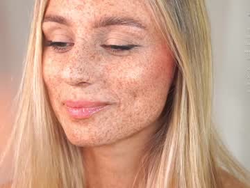 Nude girl artease image #5800207