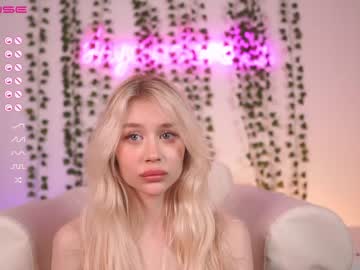 Nude girl shycinderella image #4682058