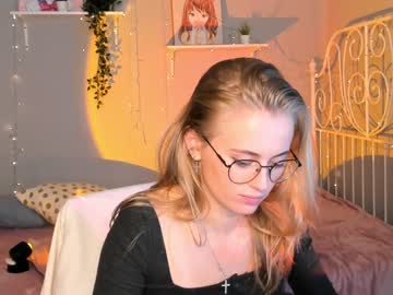 Nude girl linellali image #2455136