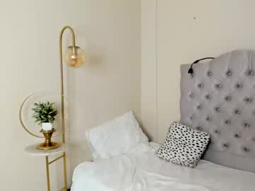 Nude girl angela_riusoe image #4470395