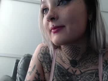 Nude couple cummingatmidnight image #2502753