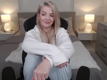 Nude girl smileyouarehere image #3967980