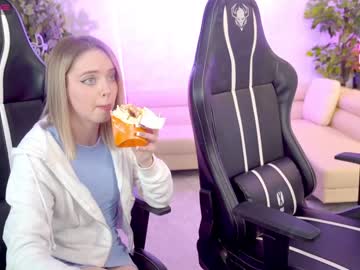 Nude couple kira0541 image #4554250