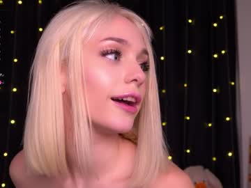 Nude girl kittessa image #6890191