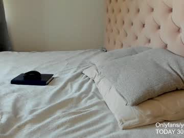 Nude girl cbhotblonde image #1958932