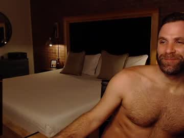 Nude man bareleeworking image #47551