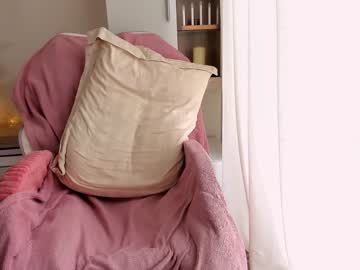 Nude girl bestgirl_ofthe_neighborhood image #4251385