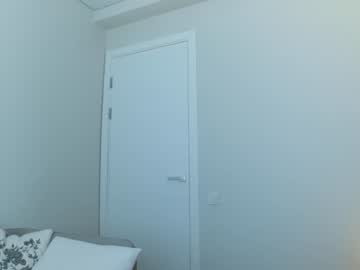 Nude girl laura_sanguinar image #3066773