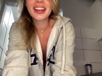 Nude girl angel_from_sky image #4459334