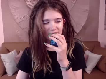 Nude girl annieaimee image #2298865