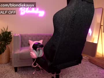 Nude girl blondiekayy image #1848992