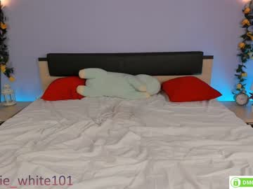 Nude girl foxhilary image #2125685