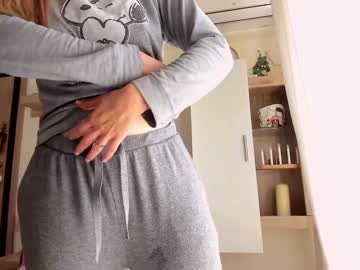 Nude girl bestgirl_ofthe_neighborhood image #4295491