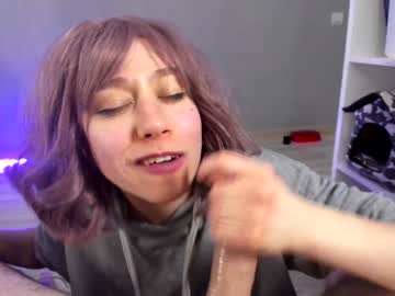 Nude couple kissasun image #3252198