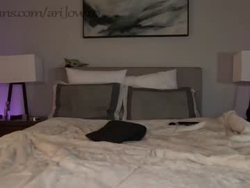 Nude couple ari_lovexo image #4399274