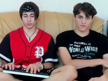 Nude man kevin_hug image #2621690