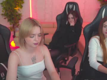 Nude couple kira0541 image #5298524