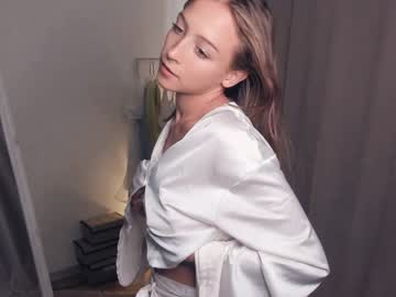 Nude girl wave_of_happy_ image #5424725