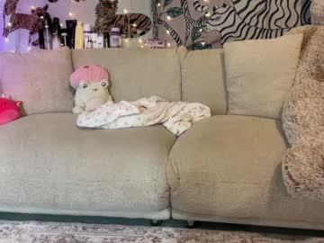 Nude girl ari_02 image #6753100