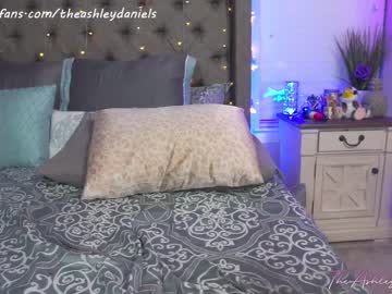 Nude girl theashleydaniels image #1520175