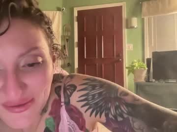 twerkingelle nude cam