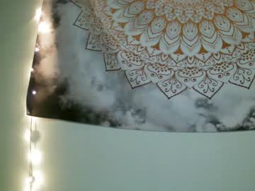 lillygoodgirll nude cam