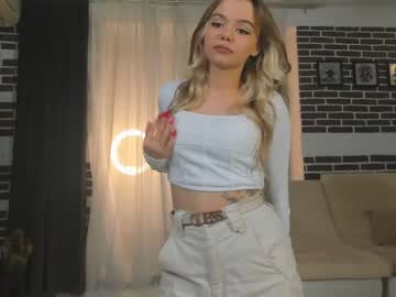 Nude girl farrfalles image #5468403